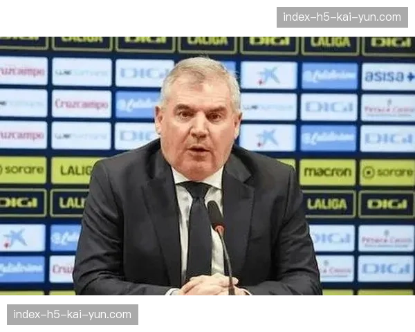 保级大战前瞻：阿尔梅里亚的4231与加的斯的541，谁更能抓住反击机会